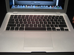 Apple MacBook Air - A Compromised Beauty 