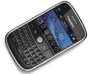 Blackberry Bold (900) Goes Official