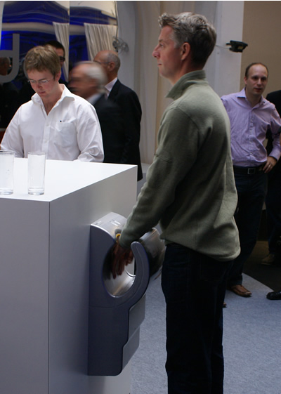 Dyson Airblade: Feels Like The Future