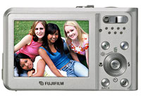 Fujifilm FinePix F30 Offers Amazing ISO 3200