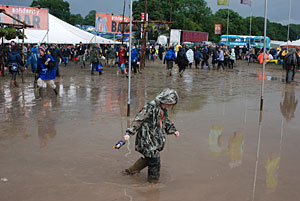 Taking Gadgets To Glastonbury Festival (Part 2/2)