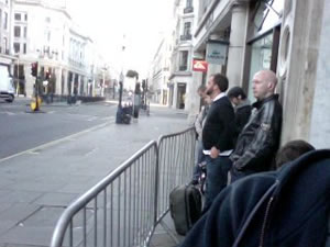 Live blogging iPhone 3GS UK Launch