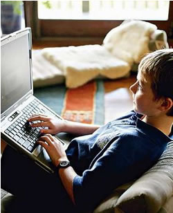 Children Risk Becoming Social Outcasts With Internet Access: Report