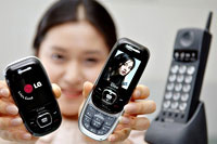 LG LG-KF1100 One Phone II And XNOTE TX Laptop