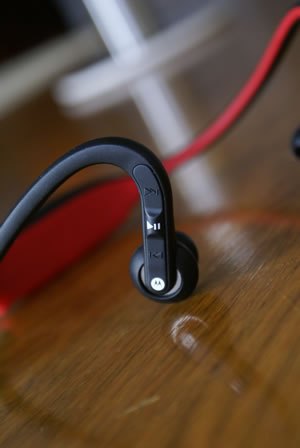 Motorola s9 Bluetooth headphone Review