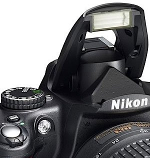 Nikon D5000 DSLR Packs Swivel Screen And HD Movie Recording