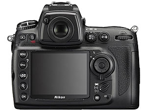 Nikon Debuts Full Frame D700