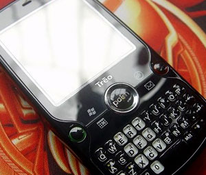 Palm Pro WM Smartphone Looks A Good 'Un
