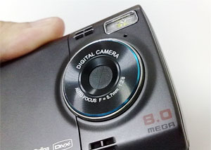 Samsung i8510 Slider packs 8MP Camera