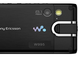 Sony Ericsson Walkman W995 8MP Cameraphone Announced